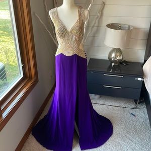 Gorgeous sequence purple evening gown